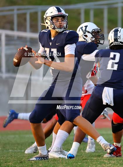 Thumbnail 2 in Harvard-Westlake vs. Venice photogallery.