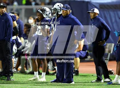 Thumbnail 1 in Harvard-Westlake vs. Venice photogallery.