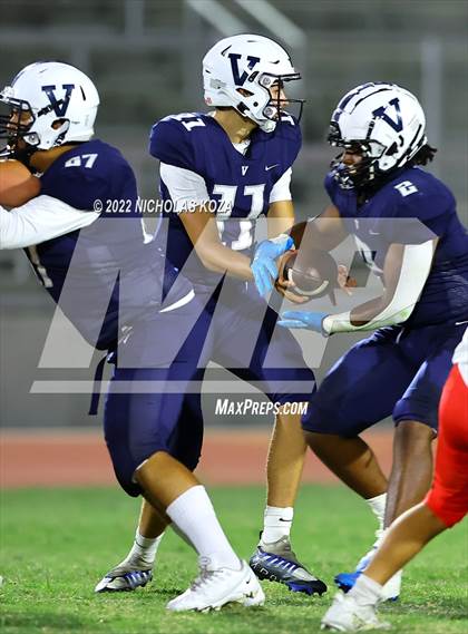Thumbnail 1 in Harvard-Westlake vs. Venice photogallery.