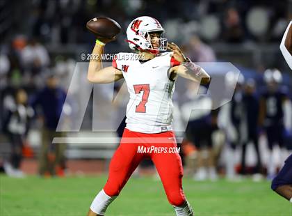 Thumbnail 3 in Harvard-Westlake vs. Venice photogallery.