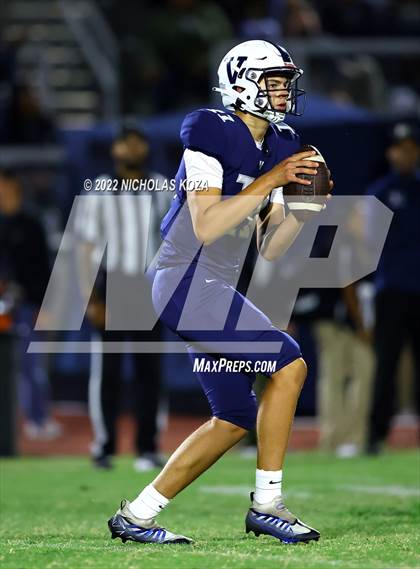 Thumbnail 3 in Harvard-Westlake vs. Venice photogallery.