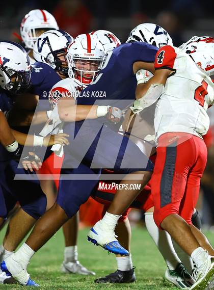 Thumbnail 2 in Harvard-Westlake vs. Venice photogallery.