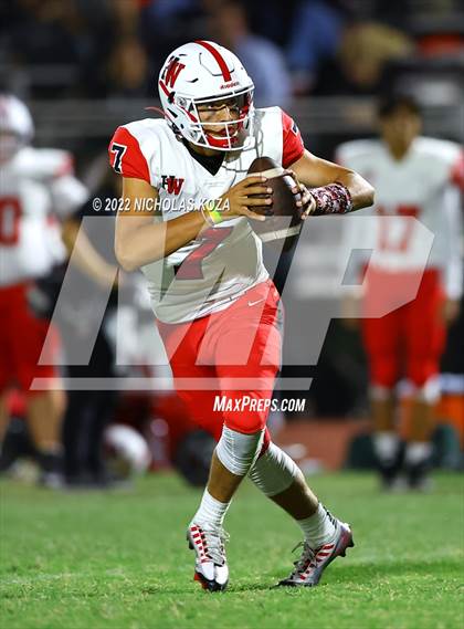 Thumbnail 2 in Harvard-Westlake vs. Venice photogallery.