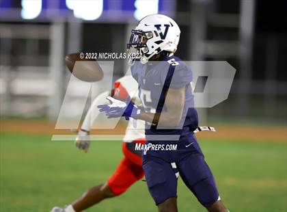 Thumbnail 3 in Harvard-Westlake vs. Venice photogallery.