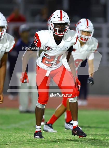Thumbnail 1 in Harvard-Westlake vs. Venice photogallery.
