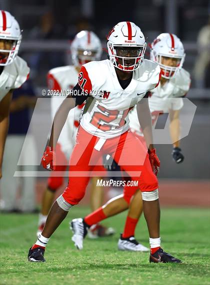 Thumbnail 3 in Harvard-Westlake vs. Venice photogallery.