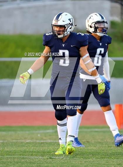 Thumbnail 2 in Harvard-Westlake vs. Venice photogallery.