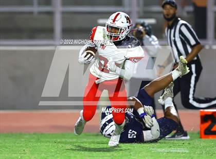 Thumbnail 3 in Harvard-Westlake vs. Venice photogallery.