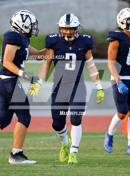 Thumbnail 3 in Harvard-Westlake vs. Venice photogallery.