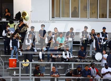 Thumbnail 1 in Harvard-Westlake vs. Venice photogallery.