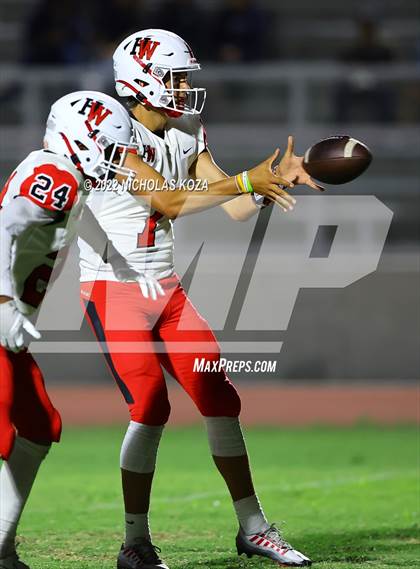 Thumbnail 2 in Harvard-Westlake vs. Venice photogallery.