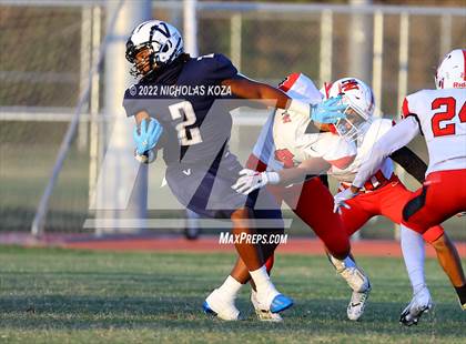 Thumbnail 2 in Harvard-Westlake vs. Venice photogallery.