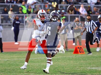 Thumbnail 2 in Harvard-Westlake vs. Venice photogallery.