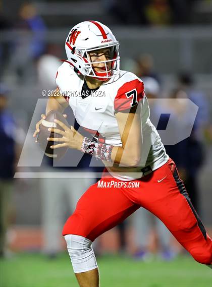 Thumbnail 1 in Harvard-Westlake vs. Venice photogallery.
