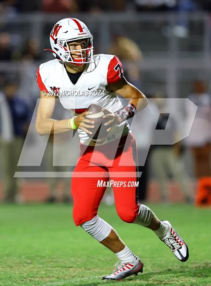 Thumbnail 1 in Harvard-Westlake vs. Venice photogallery.