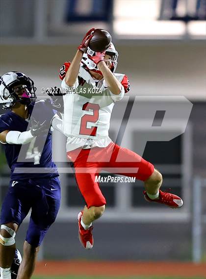 Thumbnail 2 in Harvard-Westlake vs. Venice photogallery.