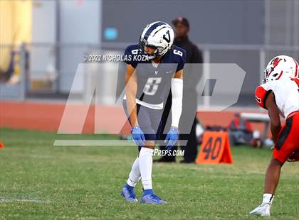 Thumbnail 1 in Harvard-Westlake vs. Venice photogallery.