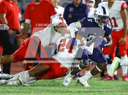Thumbnail 1 in Harvard-Westlake vs. Venice photogallery.