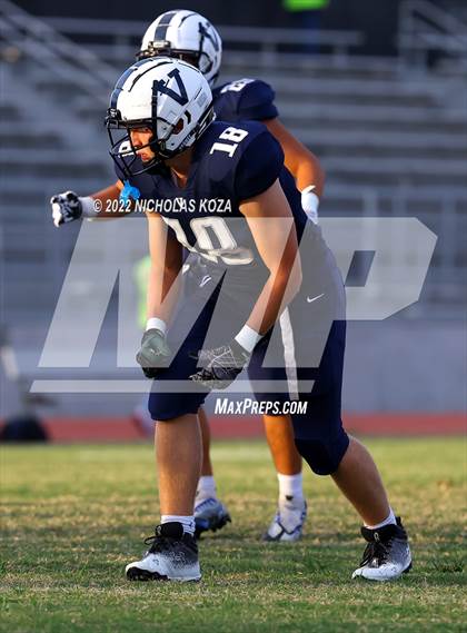 Thumbnail 2 in Harvard-Westlake vs. Venice photogallery.