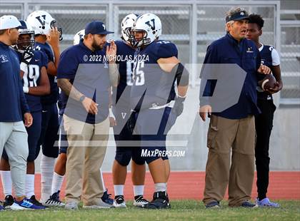 Thumbnail 3 in Harvard-Westlake vs. Venice photogallery.