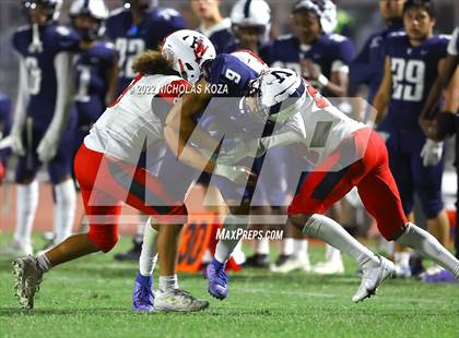 Thumbnail 1 in Harvard-Westlake vs. Venice photogallery.