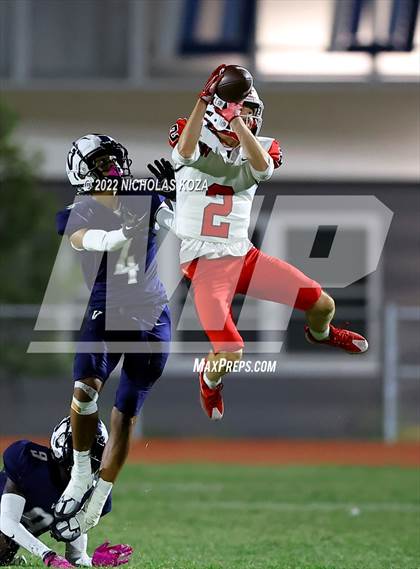Thumbnail 1 in Harvard-Westlake vs. Venice photogallery.