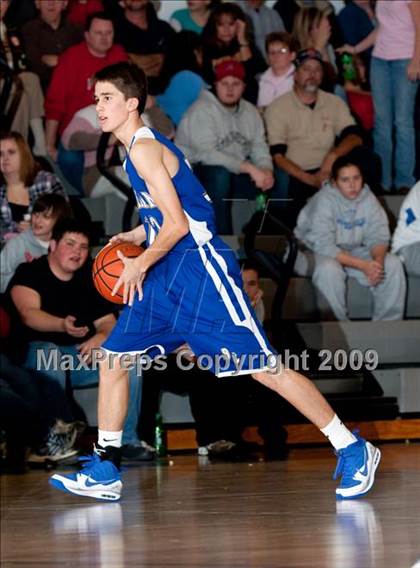Thumbnail 2 in Berean Christian @ Washburn photogallery.