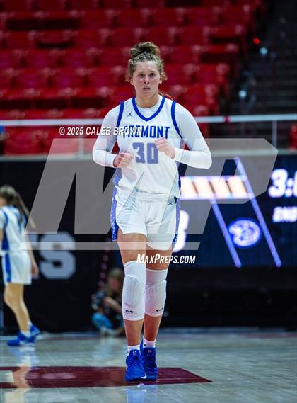 Thumbnail 3 in Bingham vs Fremont (UHSAA 6A Quarterfinal) photogallery.