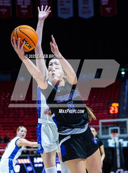 Thumbnail 2 in Bingham vs Fremont (UHSAA 6A Quarterfinal) photogallery.
