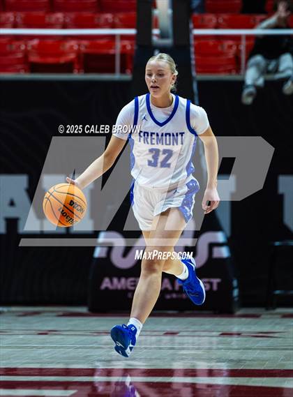 Thumbnail 2 in Bingham vs Fremont (UHSAA 6A Quarterfinal) photogallery.