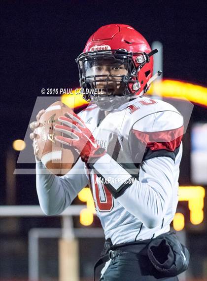 Thumbnail 3 in Neah Bay vs. Tacoma Baptist (WIAA 1B 1st Round Playoff) photogallery.