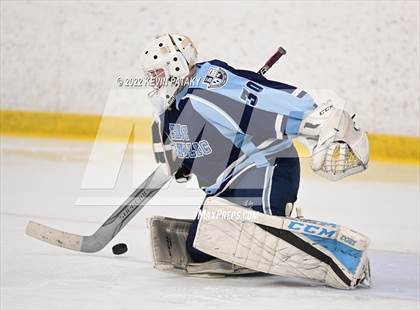 Thumbnail 2 in East Catholic @ North Haven photogallery.