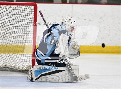 Thumbnail 3 in East Catholic @ North Haven photogallery.