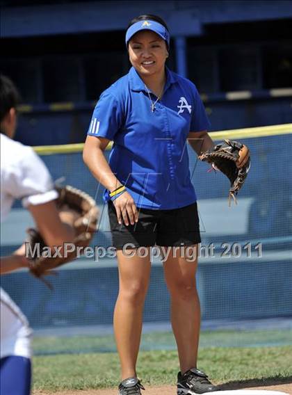Thumbnail 3 in St. Joseph @ Bishop Amat photogallery.