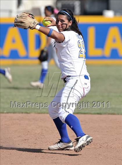 Thumbnail 3 in St. Joseph @ Bishop Amat photogallery.