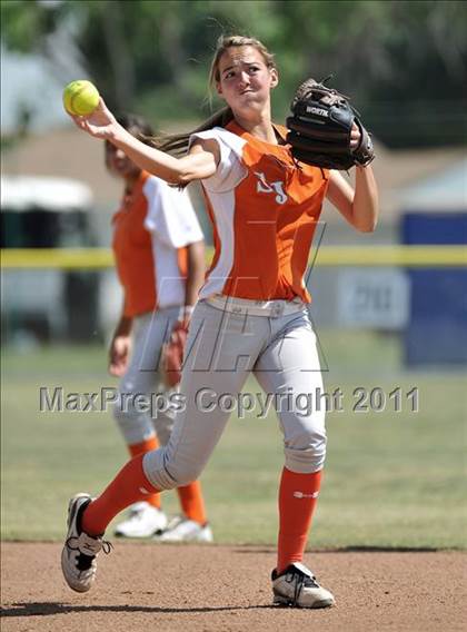Thumbnail 2 in St. Joseph @ Bishop Amat photogallery.