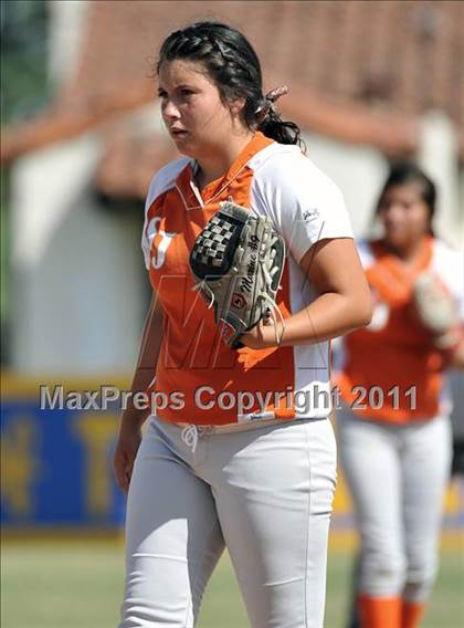 Thumbnail 2 in St. Joseph @ Bishop Amat photogallery.