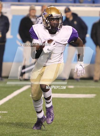 Thumbnail 1 in Osceola vs. Harding Academy (AAA 3A State Final) photogallery.
