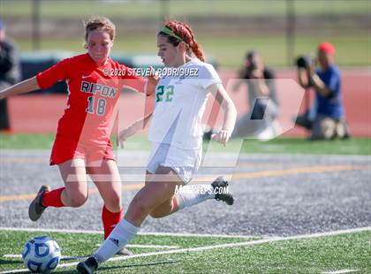 Thumbnail 3 in Ripon vs. El Camino (CIF SJS D4 Final) photogallery.