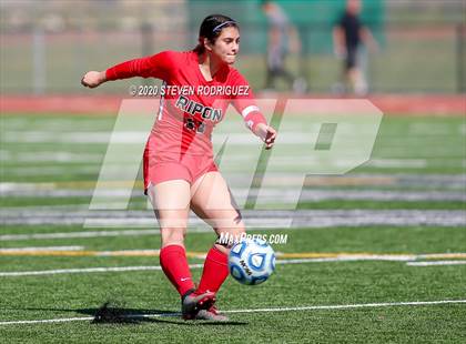 Thumbnail 2 in Ripon vs. El Camino (CIF SJS D4 Final) photogallery.