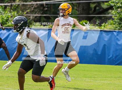 Thumbnail 1 in Whitehaven vs Desoto Central (U of Memphis 7v7) photogallery.