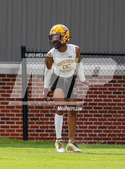 Thumbnail 3 in Whitehaven vs Desoto Central (U of Memphis 7v7) photogallery.