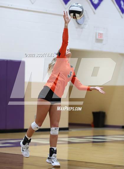 Thumbnail 2 in Wheelersburg vs. Adena (OHSAA D3 Regional) photogallery.
