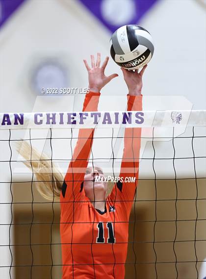 Thumbnail 1 in Wheelersburg vs. Adena (OHSAA D3 Regional) photogallery.