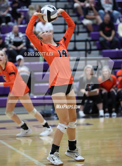 Thumbnail 2 in Wheelersburg vs. Adena (OHSAA D3 Regional) photogallery.