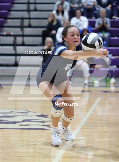 Thumbnail 2 in Wheelersburg vs. Adena (OHSAA D3 Regional) photogallery.