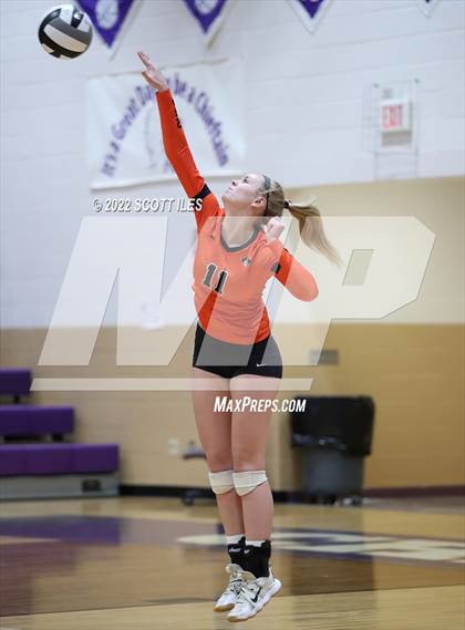 Thumbnail 2 in Wheelersburg vs. Adena (OHSAA D3 Regional) photogallery.