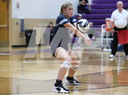 Thumbnail 2 in Wheelersburg vs. Adena (OHSAA D3 Regional) photogallery.