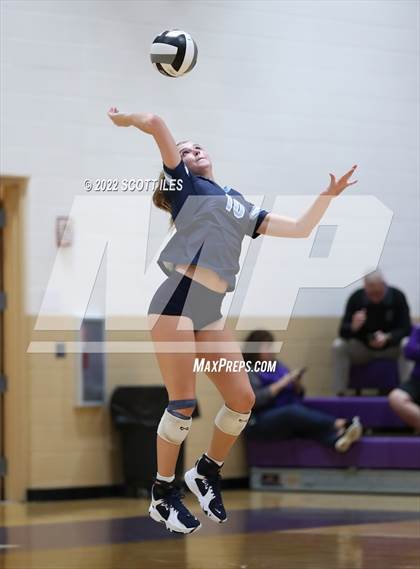 Thumbnail 3 in Wheelersburg vs. Adena (OHSAA D3 Regional) photogallery.