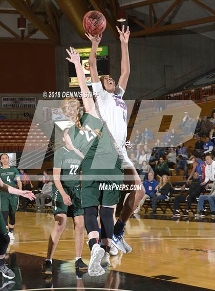 Thumbnail 2 in River Valley vs. Christian Brothers (CIF SJS D3 Final) photogallery.